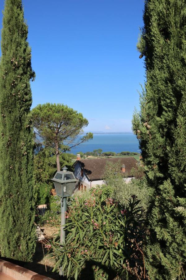 Casa Dei Tramonti Villa San Feliciano Bagian luar foto